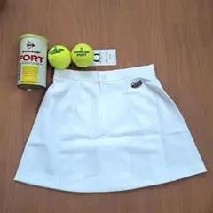 【日本製】ミズノ　レディーステニスウェア　スカート×ボール２個