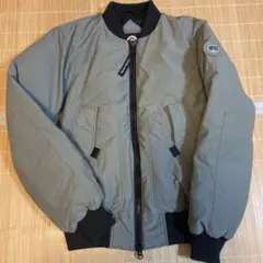 【CANADA GOOSE】ダウンジャケット S