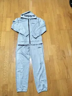 adidas ライトグレー ジャージ上下セット