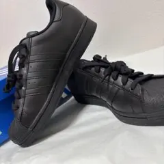 28cm 新品 箱付 アディダス スーパースター ブラック EG4957 黒