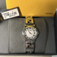 【FENDI フェンディ】 6100L レディース腕時計 箱ありのサムネイル