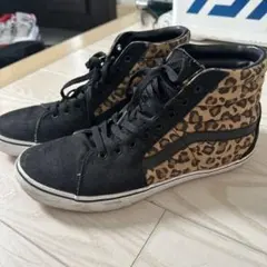 VANS レオパードプリント ハイカットスニーカー