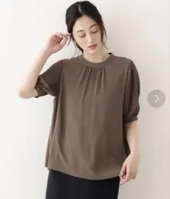Natural Beauty Basic 半袖ブラウス 茶色 ブラウスのサムネイル
