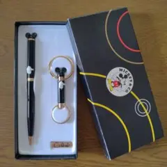 レトロなミッキーマウスのボールペンとキーホルダー☆Colibri×DISNEY