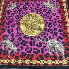 セリーヌ　ヒョウ柄大判ハンカチ