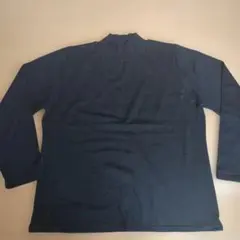 ダークブルータートルネック・セーター