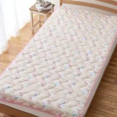 新品　辻希美　キティ　angecharmeアンジュシャルム　ベッドパッド　シーツ