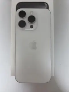 ジャンク】iPhone15Pro 256GB ホワイトチタニウム - メルカリ