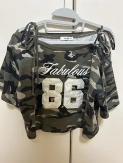 INGNI カモフラ柄 オフショルTシャツのサムネイル