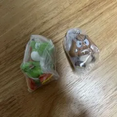 ヨッシーとクリボーのキーチェーン　お菓子のおまけ