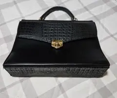 ブラックレザー クロコダイル風ハンドバッグ