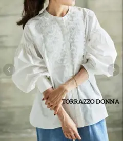 TORRAZZO DONNA トラッゾドンナ チュールフリルブラウス ホワイト