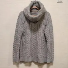 INGNI スヌード付 ケーブルニット Vネックセーター