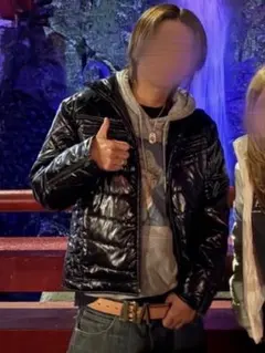 ダウン 短丈 ベスト　Y2K グランジ　お兄系　黒 テカテカ