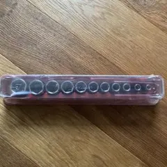 Item thumbnail for item 66fe40ee-0d12-47cd-b213-77e14e91d282