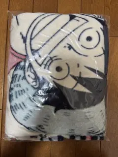 【新品未開封】モスバーガー x ONE PIECE 大きなふわふわブランケット