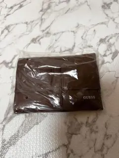 ☘️K2☘️新品 GUESS ノベルティ ポーチ