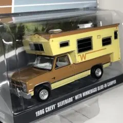 グリーンライト1986 Chevy Silverado Winnebago