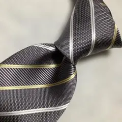【美品】タケオキクチTAKEO KIKUCHI レジメンタルネクタイのサムネイル