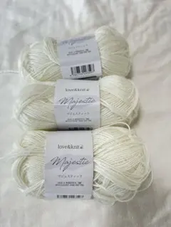 love&knit Majestic ホワイト毛糸 424