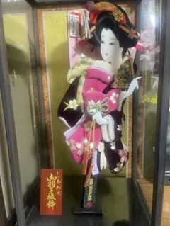 Item thumbnail for item 27343c46-4e88-4fc6-98fa-f399c5e93e8c