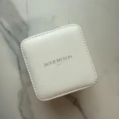 ブシュロン BOUCHERON リングケース、空箱 旧式ホワイトボックス