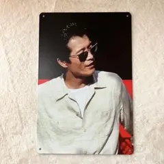 Item thumbnail for item aada382e-c981-404c-a514-09e65f60e239