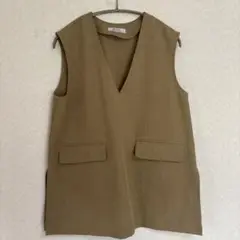 BLATE ベージュ Vネック ベスト