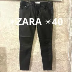 ✨ZARA ✨フェイクレザー　スキニー　ブラック 黒　ストレッチ　40