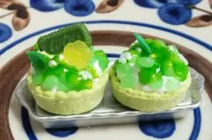 Item thumbnail for item 71fb6e29-b870-4069-a728-ad0b46a2a3c0