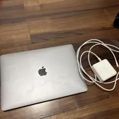 Apple MacBookPro シルバー 本体と充電器付き