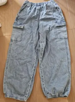 GU キッズ デニム カーゴパンツ 140cmのサムネイル