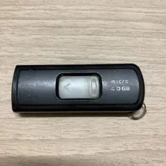 SanDisk micro 4GB USBメモリ 本体