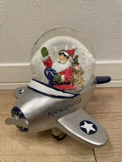 サンタクロース 飛行機型スノードーム