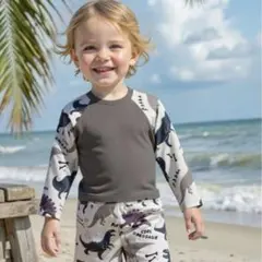 恐竜柄ラッシュガード・ショートパンツセット 18-24M SALE中