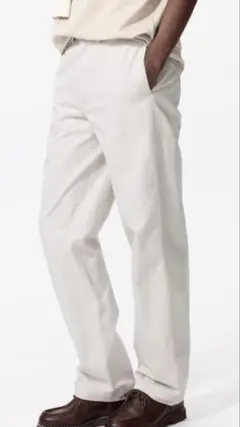 UNIQLO ストレートチノパン ウエスト82cm ナチュラル