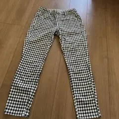 ユニクロ　黒×白　チェックスキニーパンツ　ストレッチ（S）ストレート　レディース