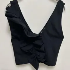 ZARA 黒　フリル　ショート丈タンクトップのサムネイル
