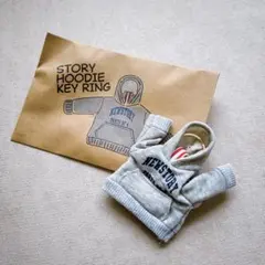 【新品未使用品】NEWS story パーカー キーホルダー キーリング
