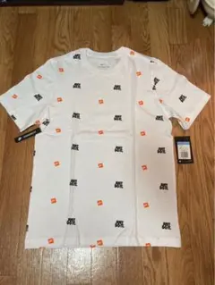 【新品未使用】ナイキ ロゴTシャツ