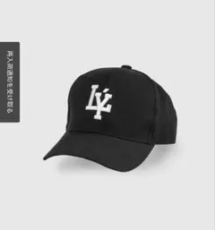 LYFT EMBROIDERED LÝ LOGO CAP - BLACK - メルカリ