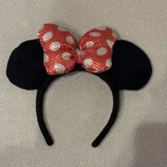 ミニーマウスカチューシャ 黒と赤の水玉模様
