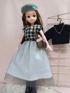 リカちゃん　ハンドメイドお洋服　トップス2点＆ロングスカート＆小物3点　565