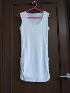 コットン 白色ロング タンクトップ ギャザー