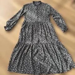 ジーユー　花柄ワンピース　M