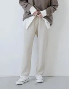 Item thumbnail for item 2956dfc8-2a0e-4281-b014-6c9b0a81e218