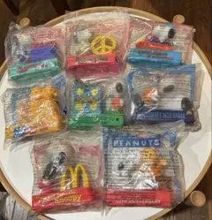 スヌーピーマクドナルド8個セット（おまけ2個付き）