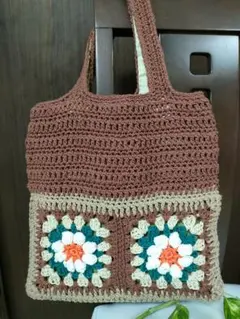お花モチーフ編みバッグ　ハンドメイド