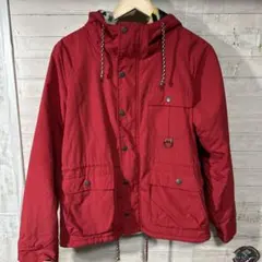 チチカカマウンテンパーカー