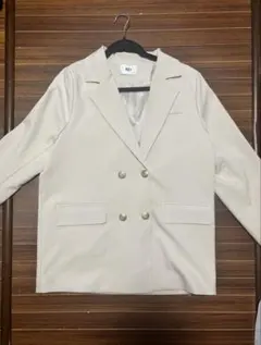A*様 ゴールドボタン ジャケット(アイボリー)早い者勝ち　レア✨